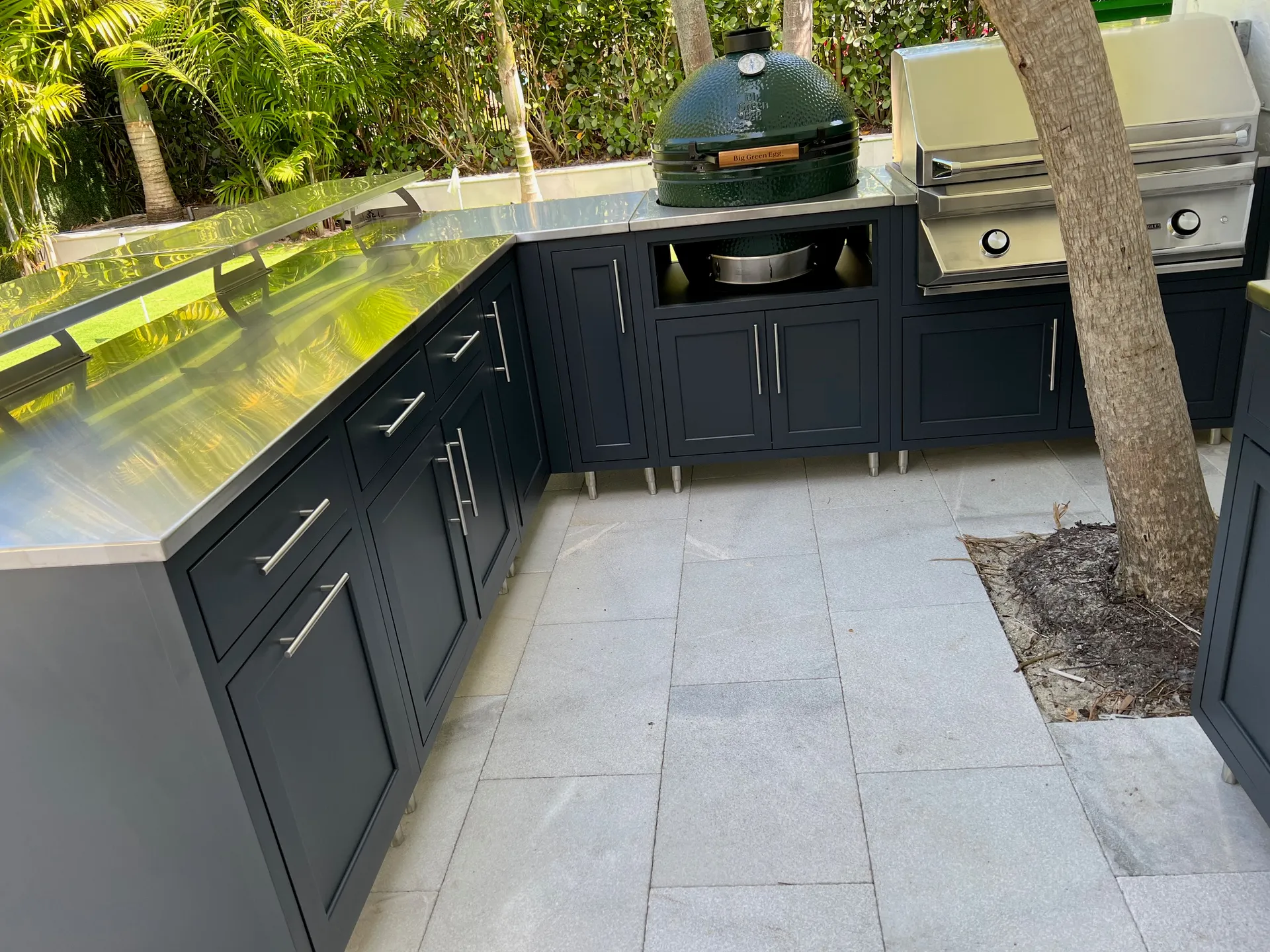 Outdoor Kitchen
